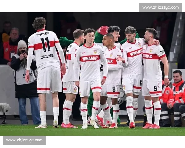 斯图加特官宣签下巴萨 18 岁中场新星达尔维奇 四年长约开启德甲新征程