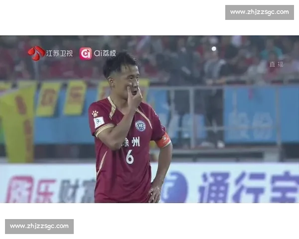 苏超卡位战内讧实录：泰州门将与队友直播口角引争议
